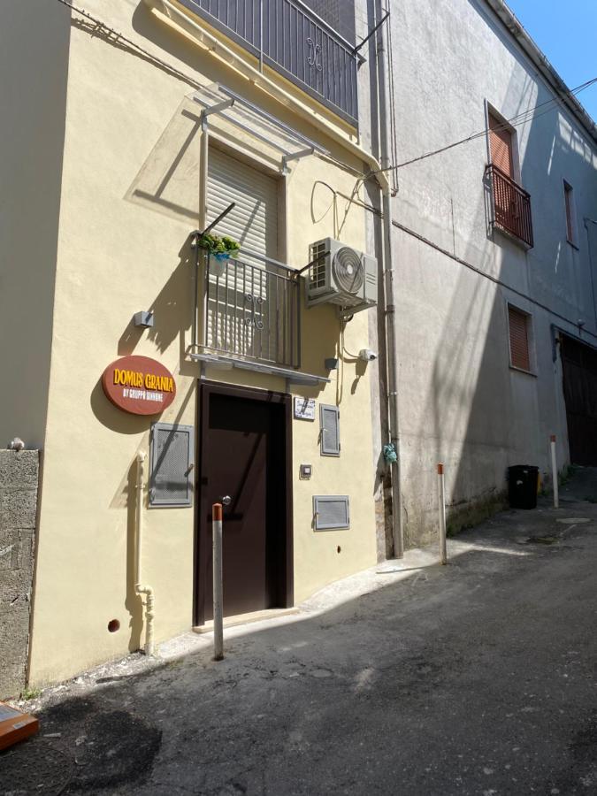 Domus Grania Apartment Gragnano Bagian luar foto